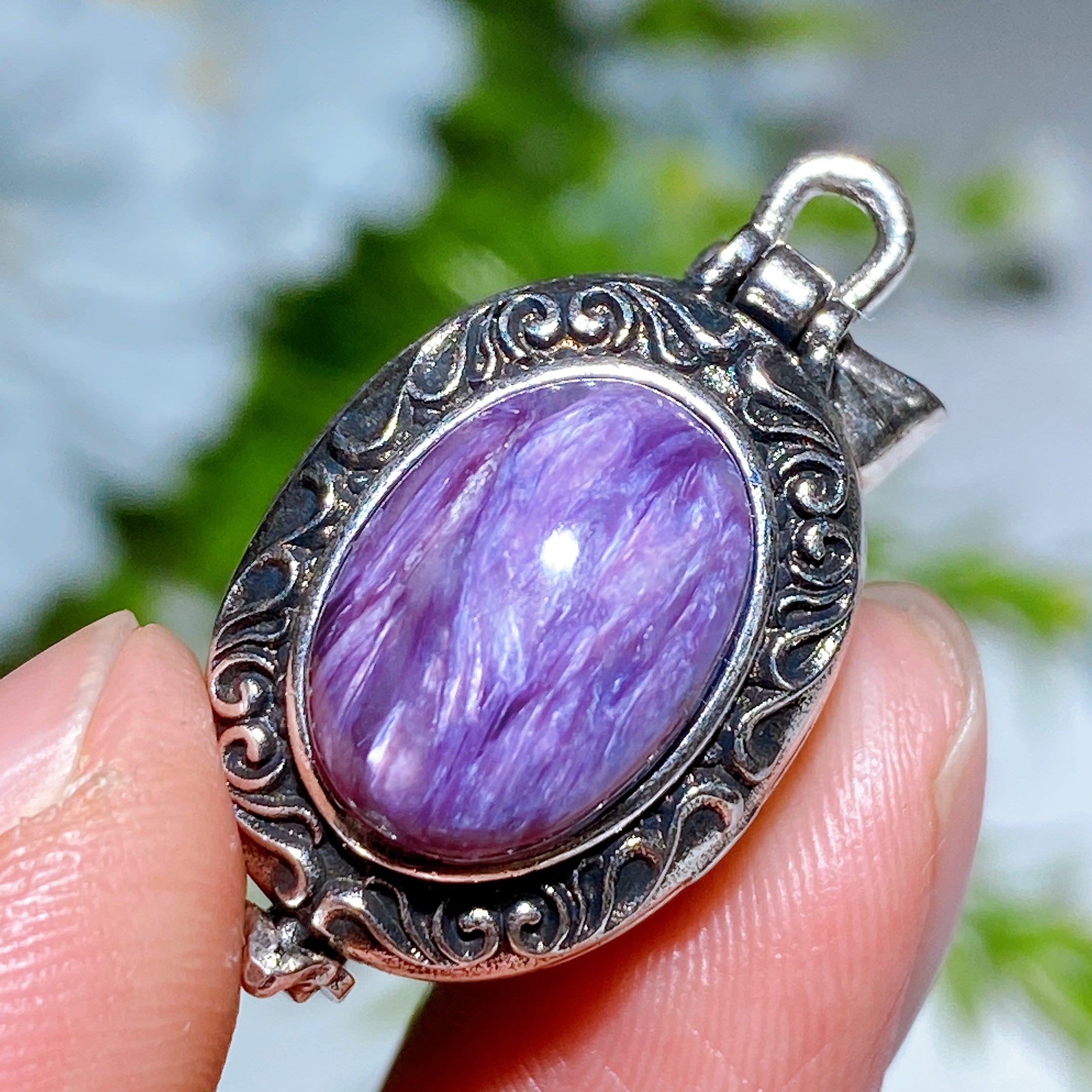 Crystal Healing Tiger Eye Pendant 25mm