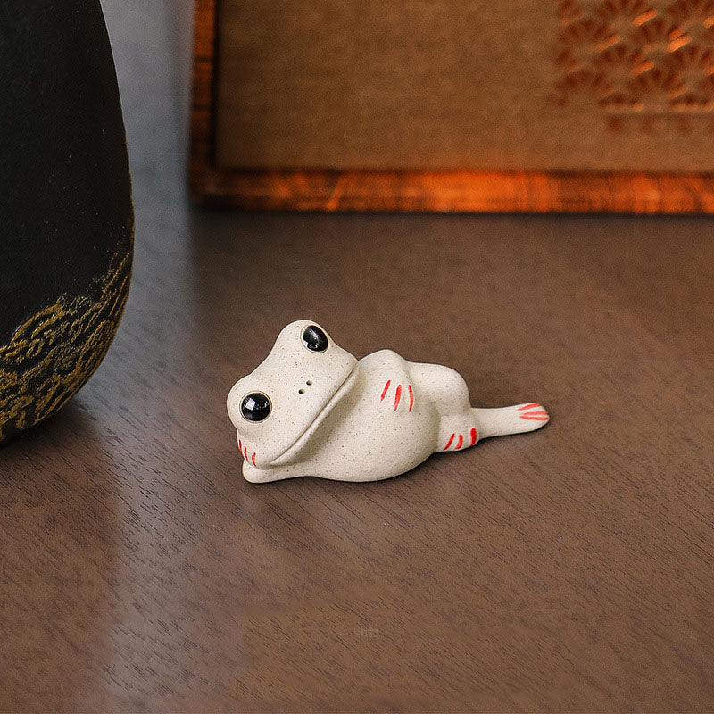 Mini Ceramic Praying Frog Figurine for Wealth and Prosperity