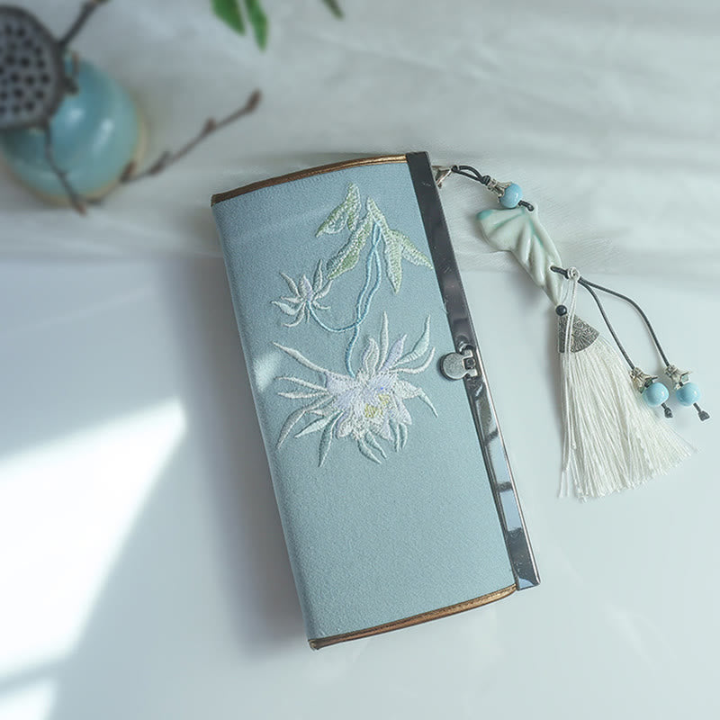 Double-sided Embroidered Floral Wallet 19cm | Spiritual Accessories