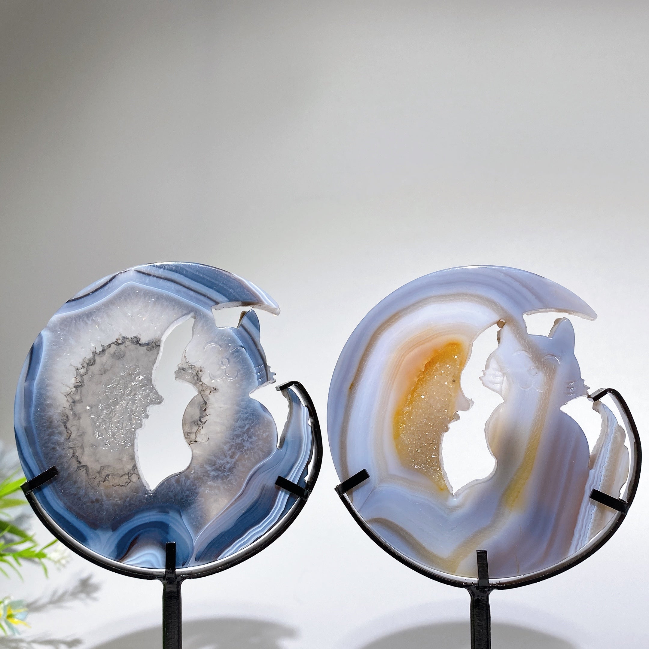 Druzy Agate Cat Moon Face Carving Spiritual Figurine 18cm