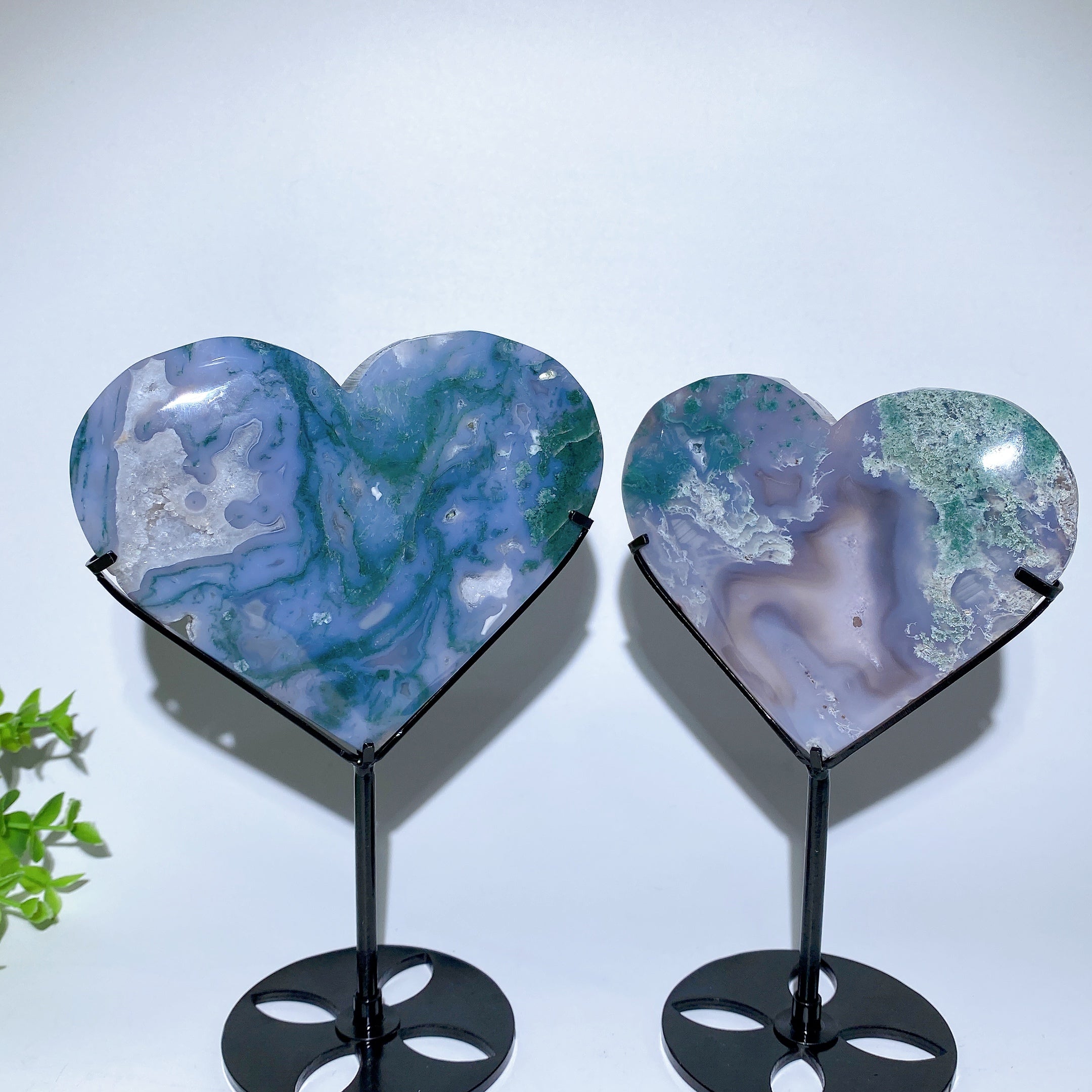 Druzy Moss Agate Heart 4-6 Inch Crystal Display