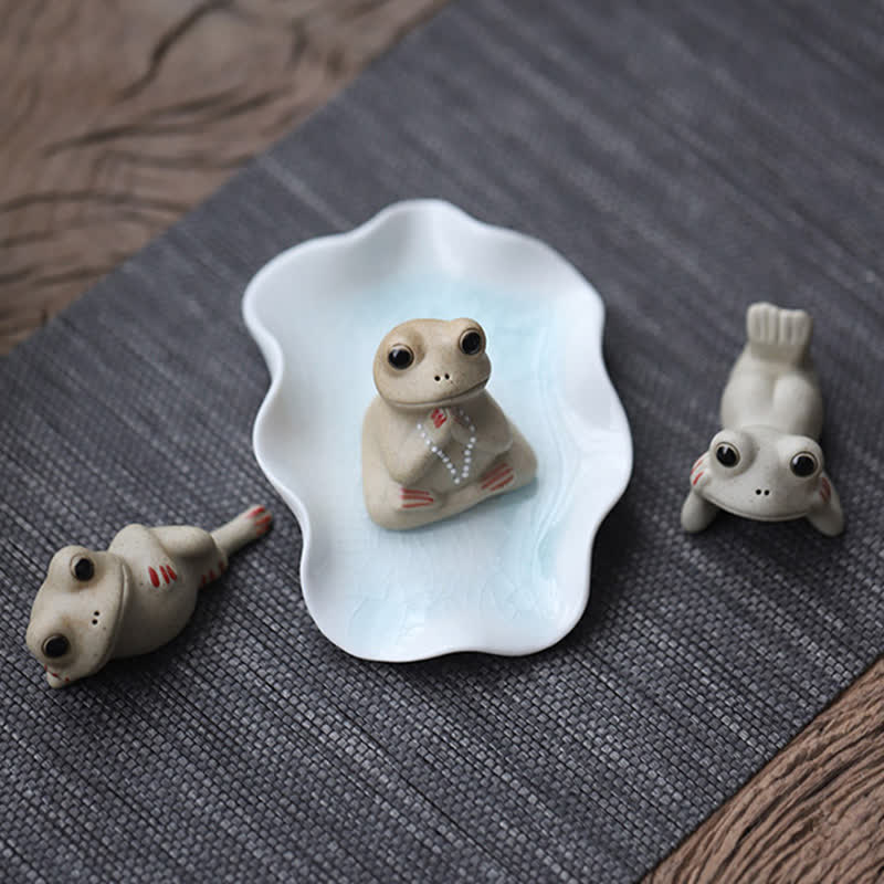 Meditating Ceramic Small Frog Statue for Zen Calm Décor