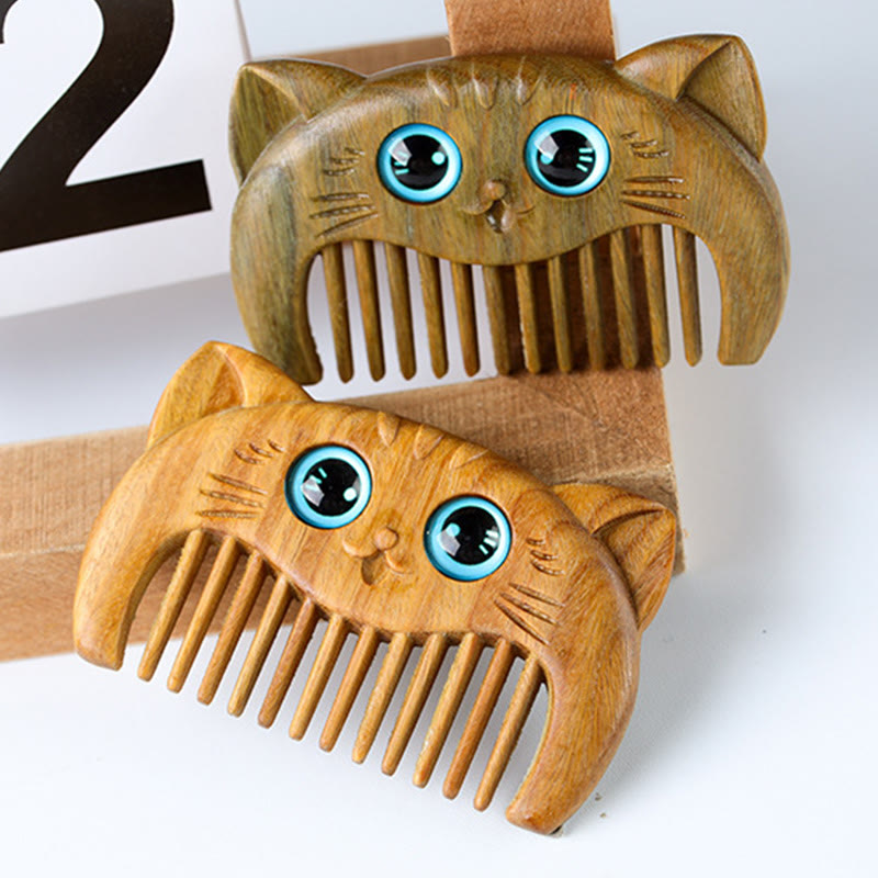 Green Sandalwood Cure Comb with Cat Pattern for Positive Energy