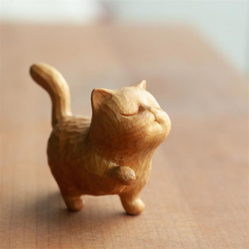 6cm Thuja Sutchuenensis & Boxwood Cat Figurine for Prosperity & Grounding