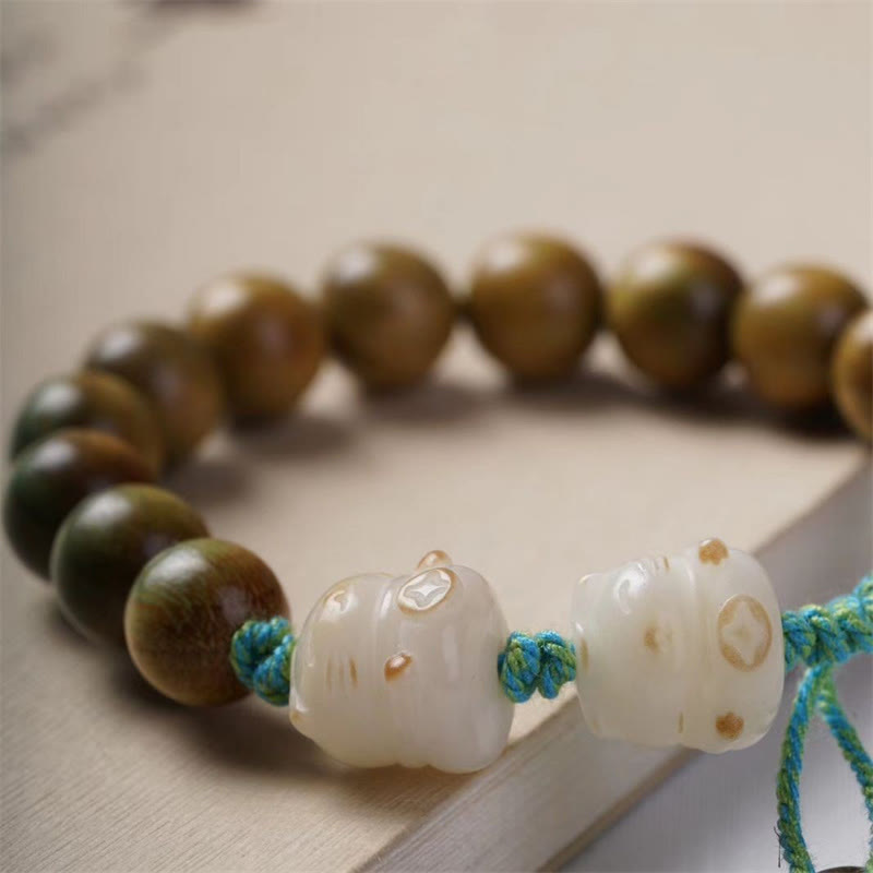 Green Sandalwood Bodhi Seed Spiritual Bracelet for Positivity
