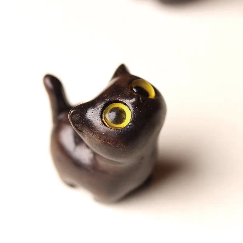 Green Sandalwood Lucky Cat Figurine for Positive Energy