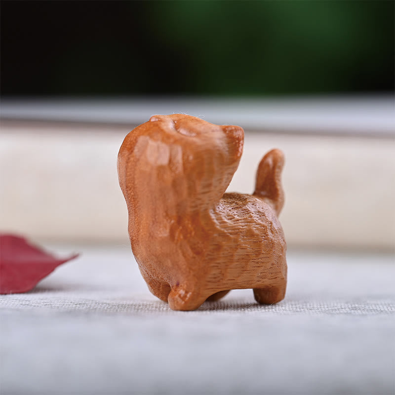 Green Sandalwood Lucky Cat Figurine for Positive Energy