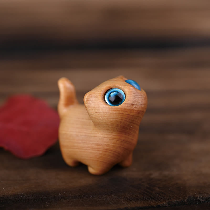 Green Sandalwood Lucky Cat Figurine for Positive Energy