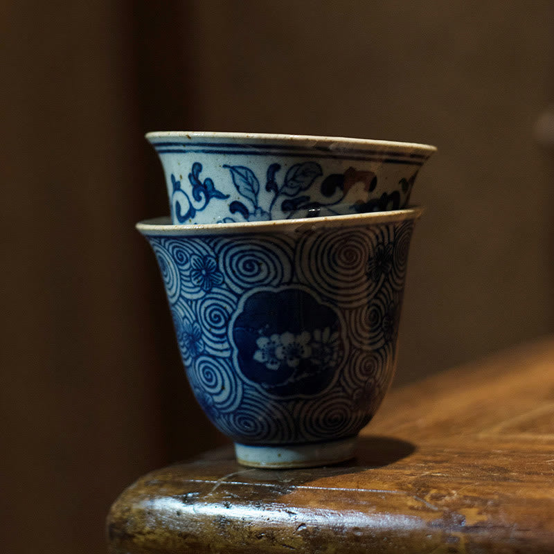 Hand Painted Blue and White Porcelain Lotus Ceramic Tea Cup 100ml