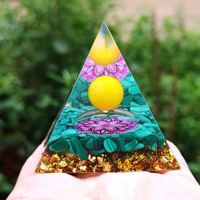 Heart Rejuvenation Orgone Pyramid with Malachite and Gold