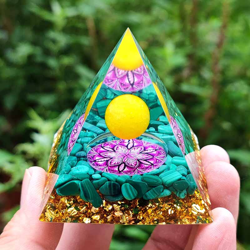 Heart Rejuvenation Orgone Pyramid with Malachite and Gold