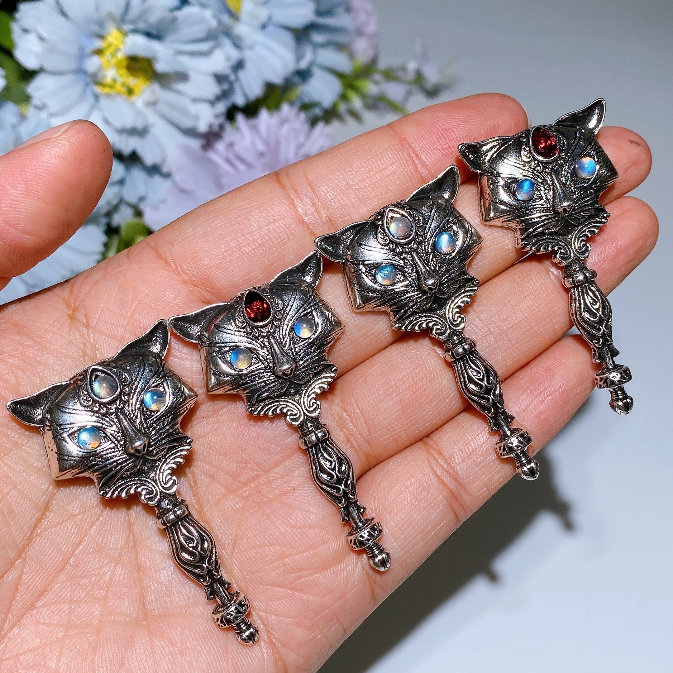 Labradorite Garnet Silver Cat Pendant for Spiritual Healing 2.1 inch