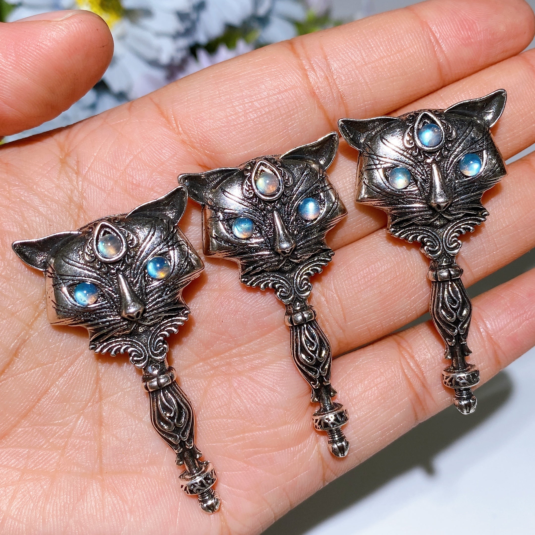 Labradorite Garnet Silver Cat Pendant for Spiritual Healing 2.1 inch