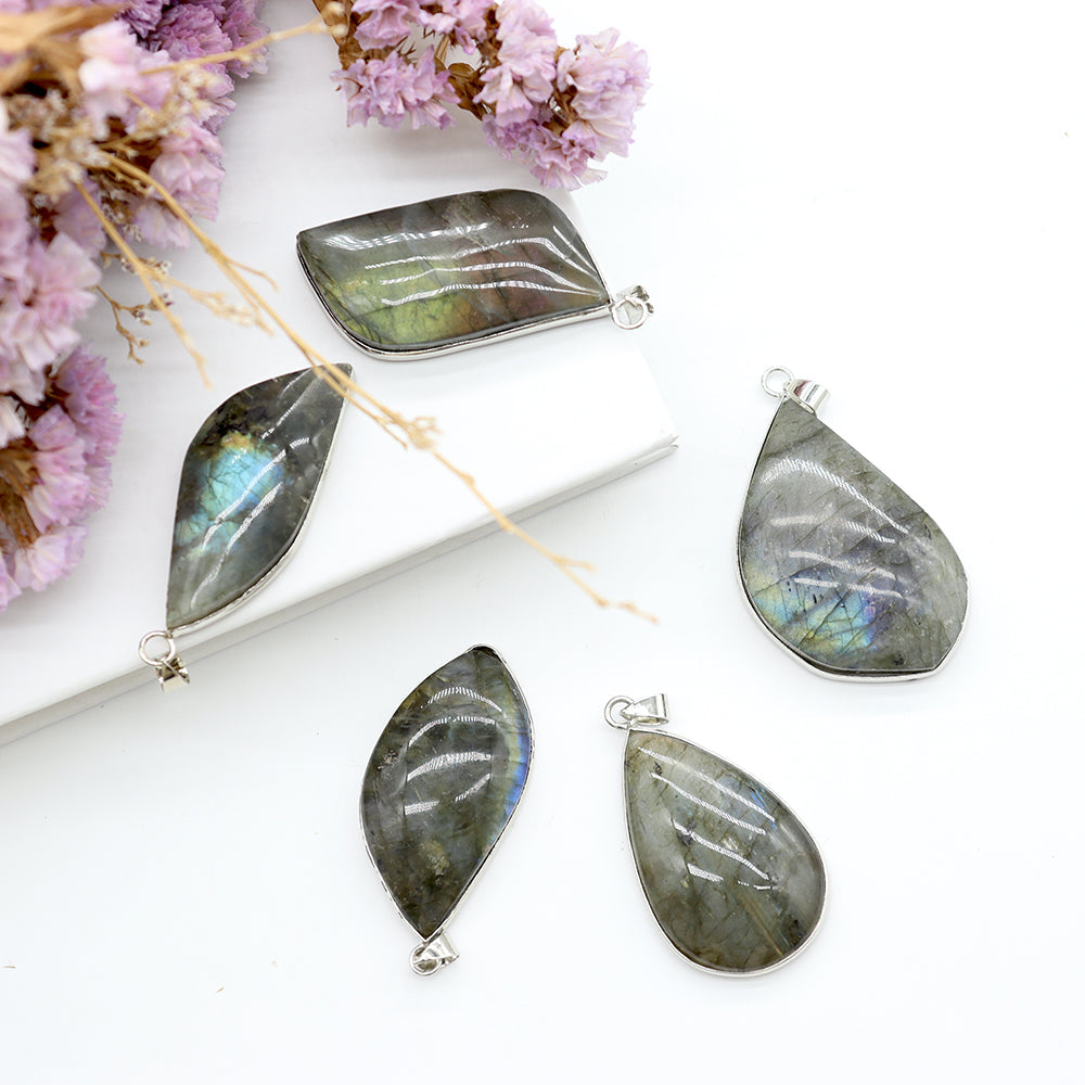 Labradorite Pendant with Iridescent Flashing Colors for Healing