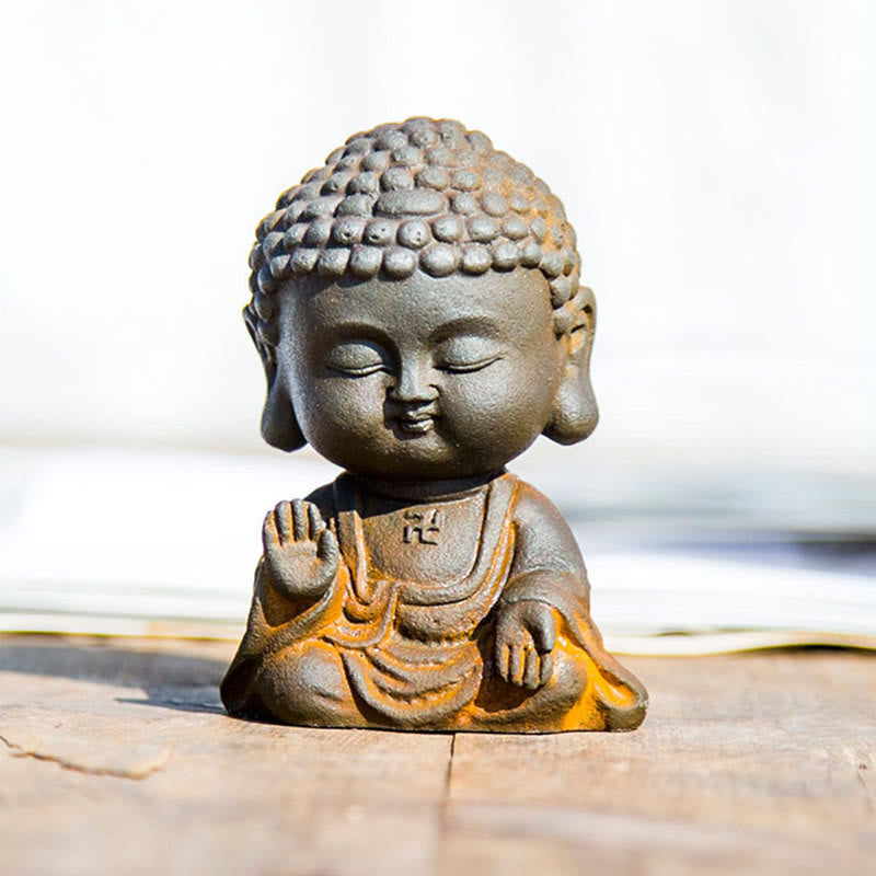 Meditating Buddha Statue 9cm Iron Powder Rust Cast Resin