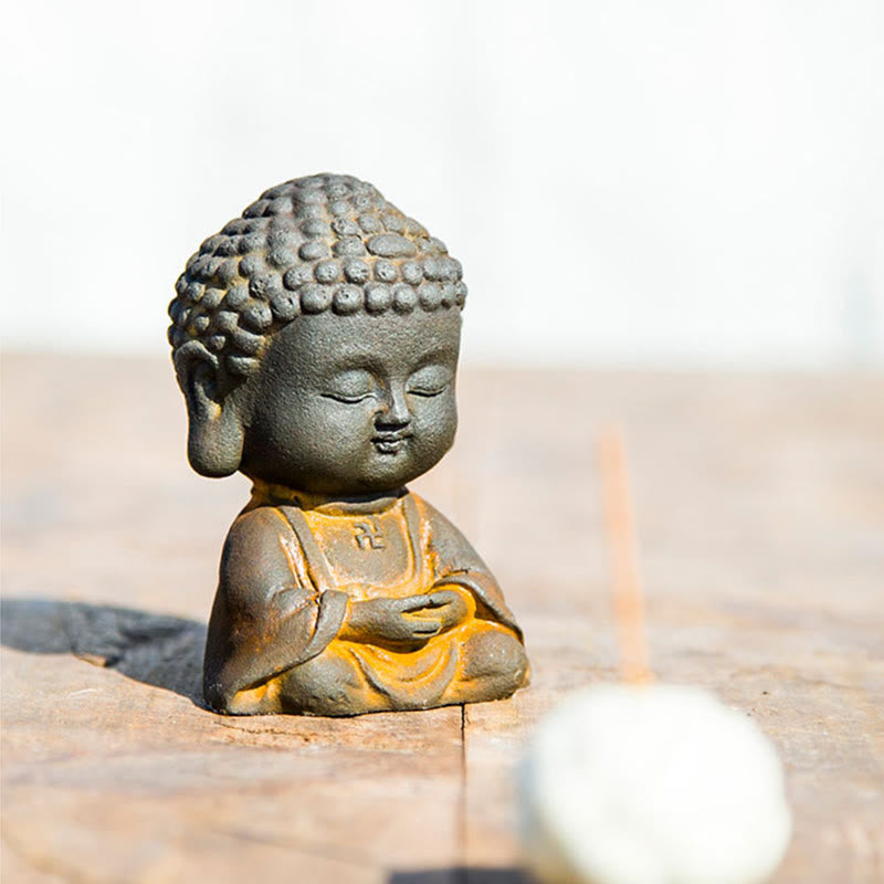 Meditating Buddha Statue 9cm Iron Powder Rust Cast Resin