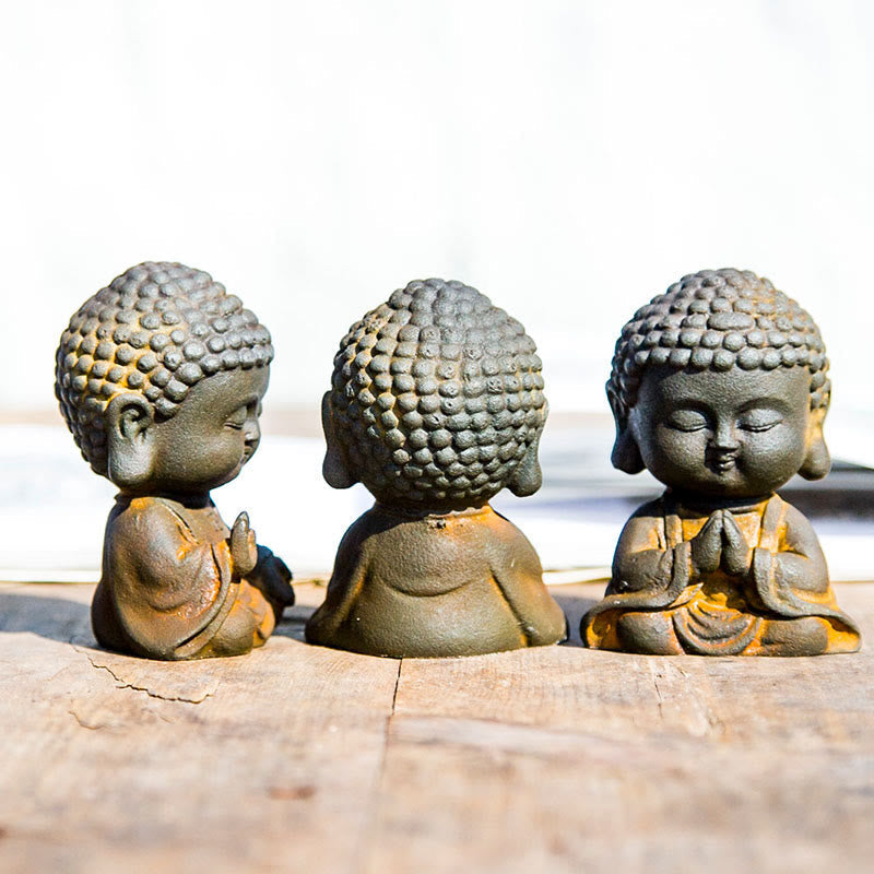 Meditating Buddha Statue 9cm Iron Powder Rust Cast Resin