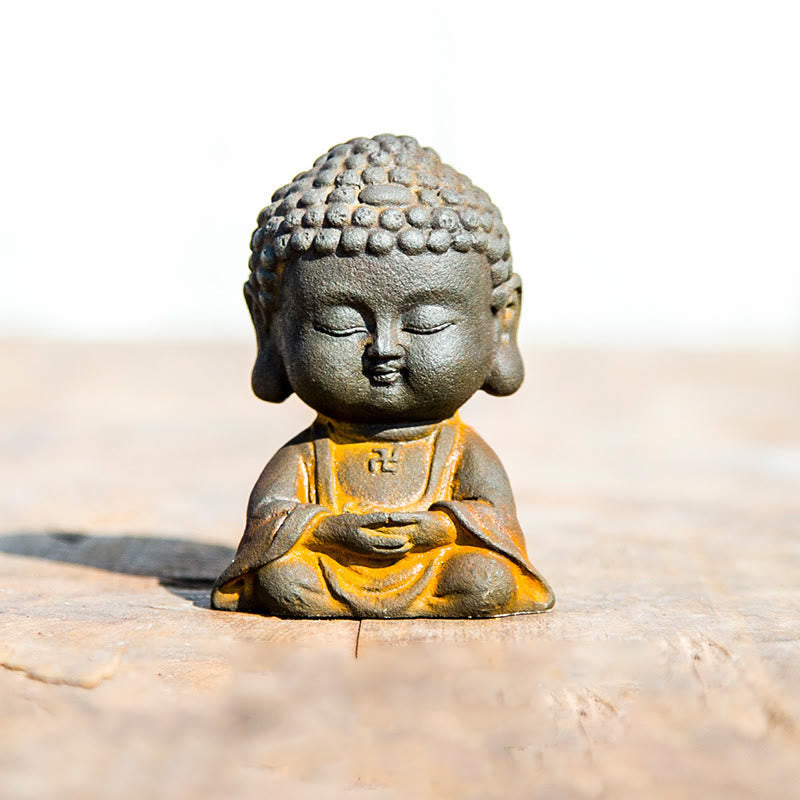 Meditating Buddha Statue 9cm Iron Powder Rust Cast Resin