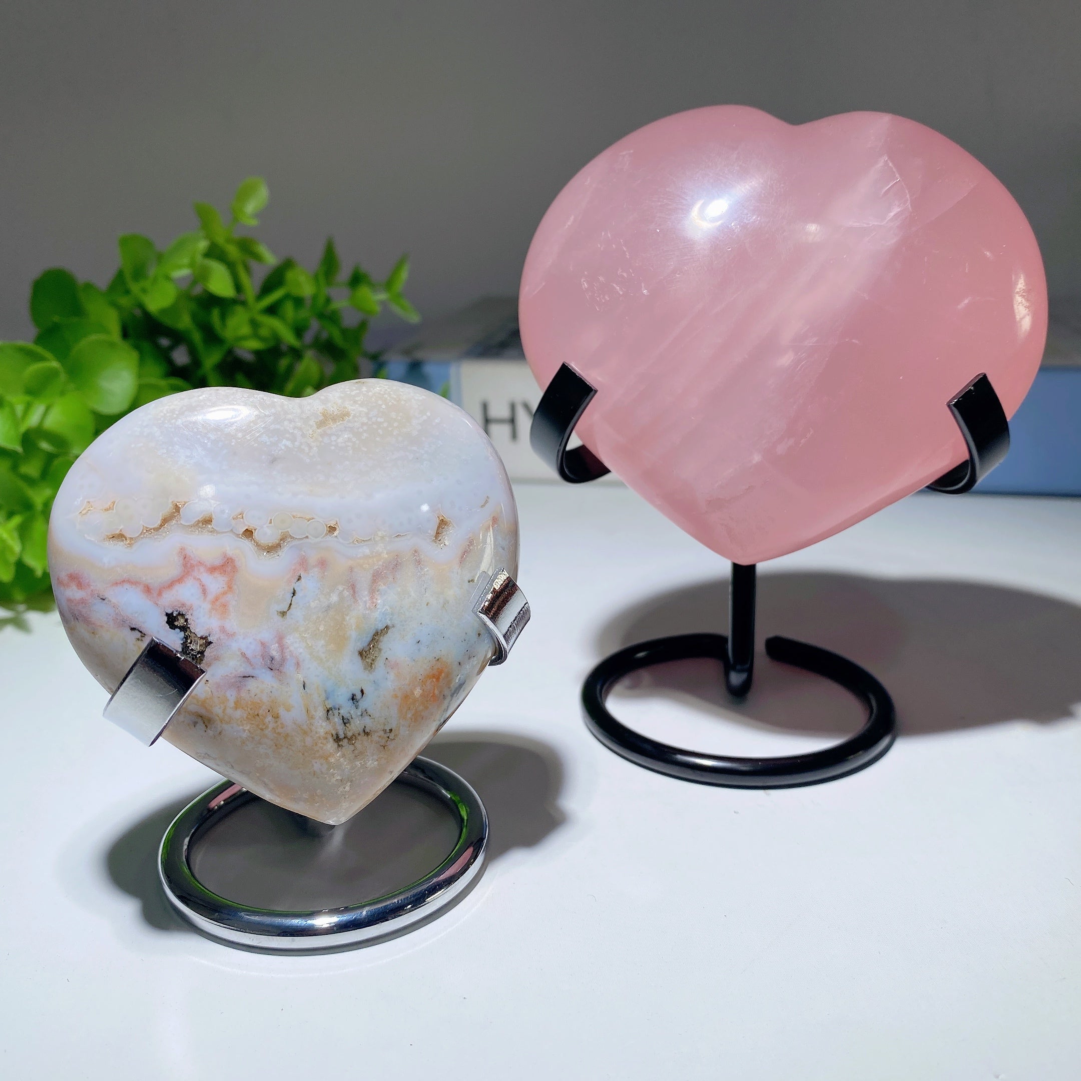 Metal Crystal Stand for Heart Carvings | 3-inch Display