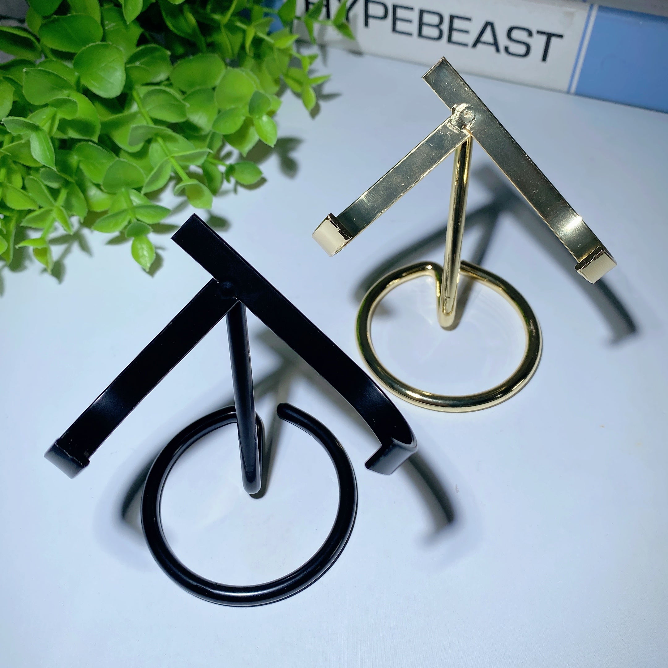 Metal Crystal Stand for Heart Carvings | 3-inch Display