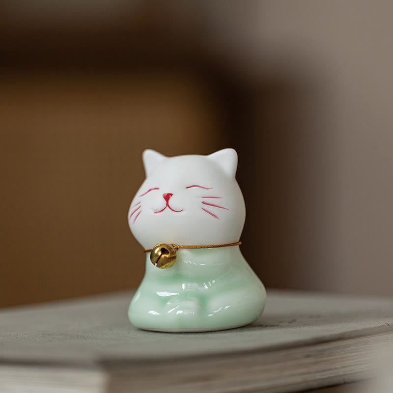 Mini Cute Cat Ceramic Figurine 4.7cm Spiritual Animal Décor