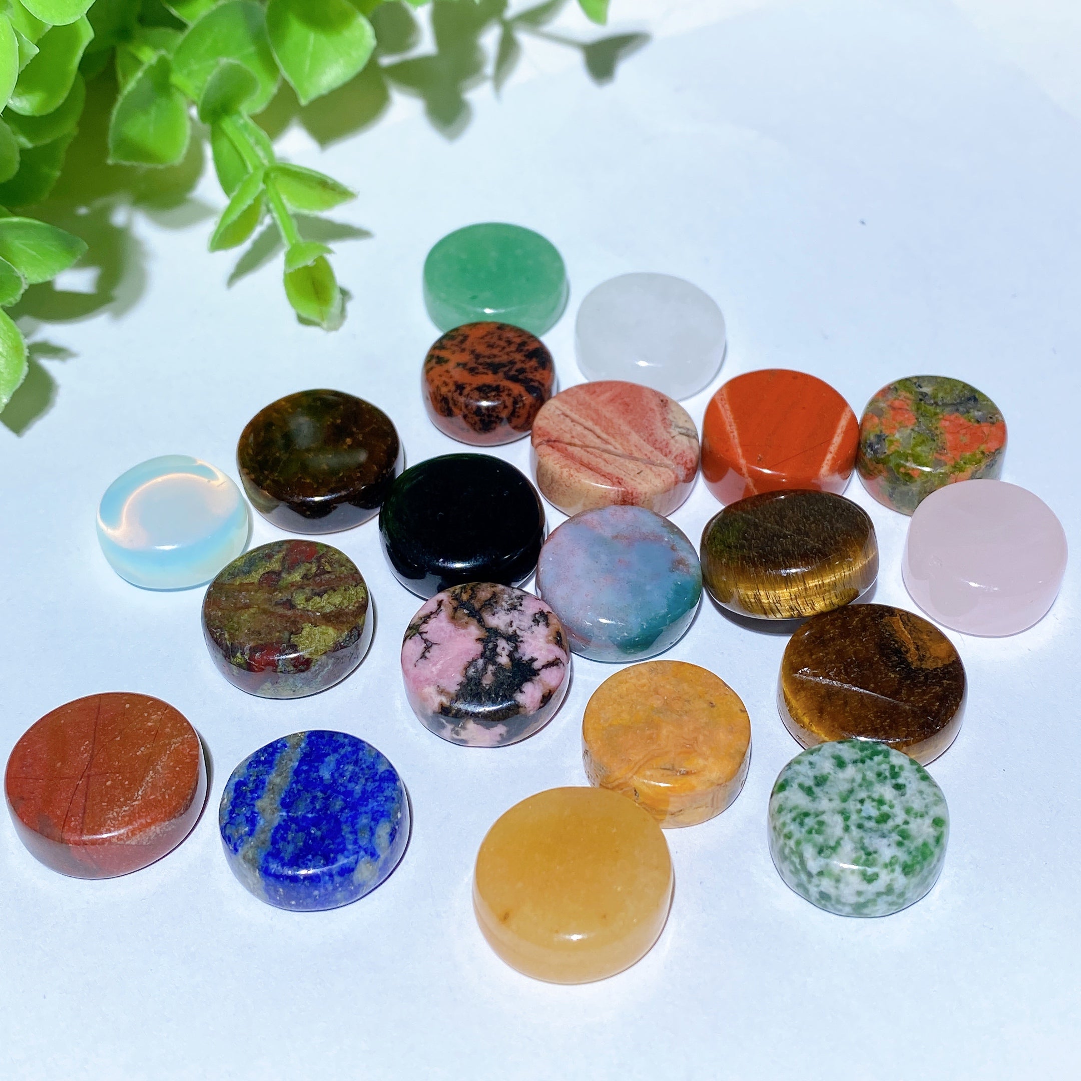 Mixed Crystal Round Slabs for Healing (15-20mm)