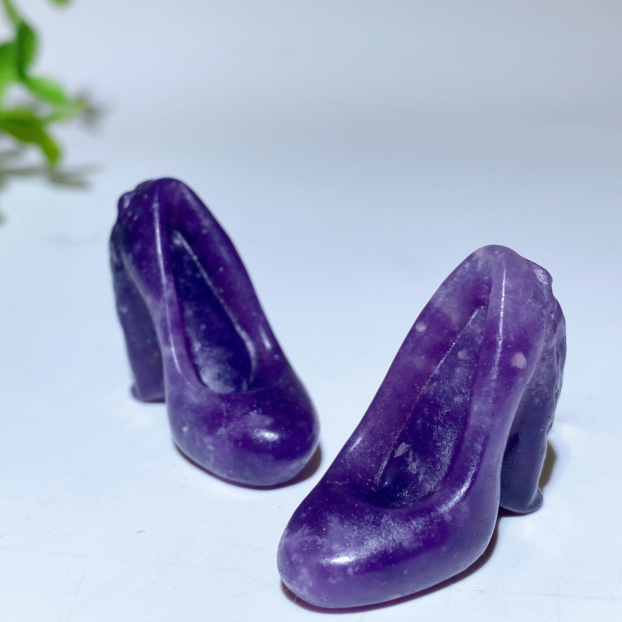 Purple Mica Crystal High-Heeled Shoes Figurine 1.3 Inch
