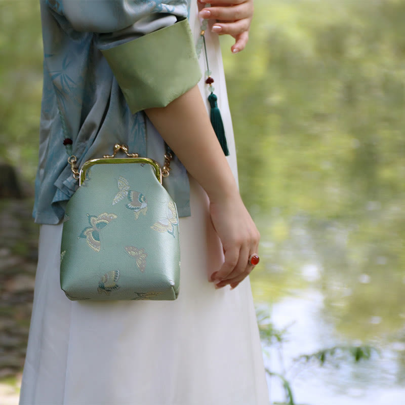 Retro Chinese Embroidery Pearl Chain Shoulder Bag 14x6x18cm