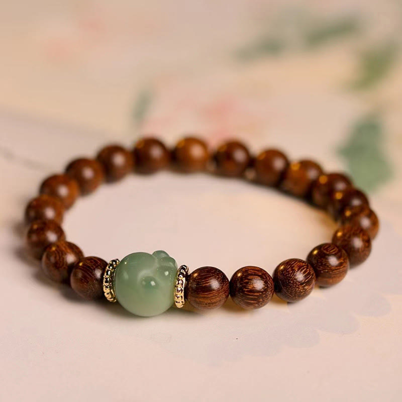 Sandalwood Lovely Cat Paw Protection Bracelet