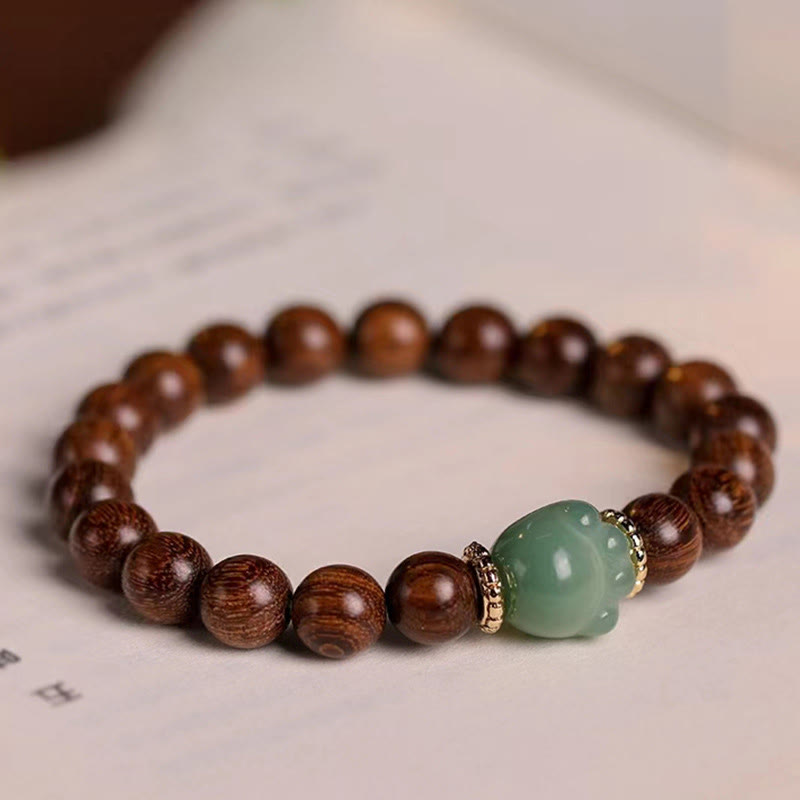 Sandalwood Lovely Cat Paw Protection Bracelet