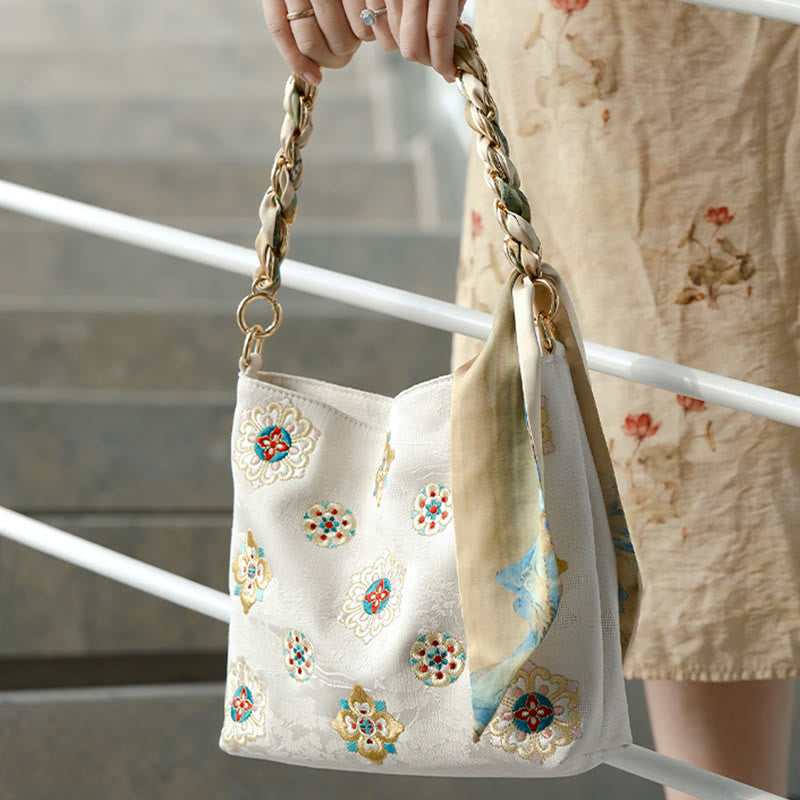 Satin Su Embroidered Crossbody Bag in Green – Elegant Yoga Tote