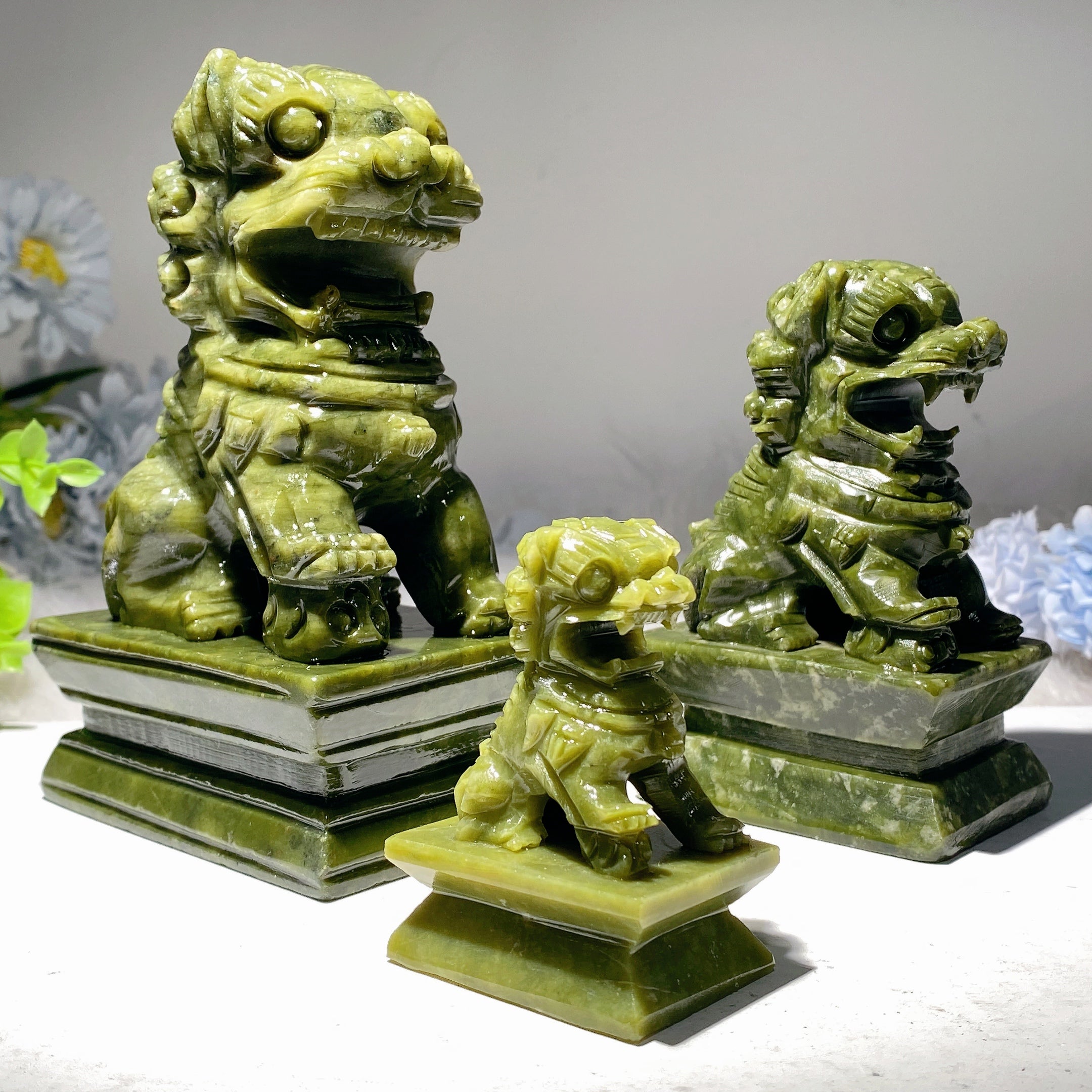 Serpentine Stone Lion Crystal Carving 2.8-6.0 Inches