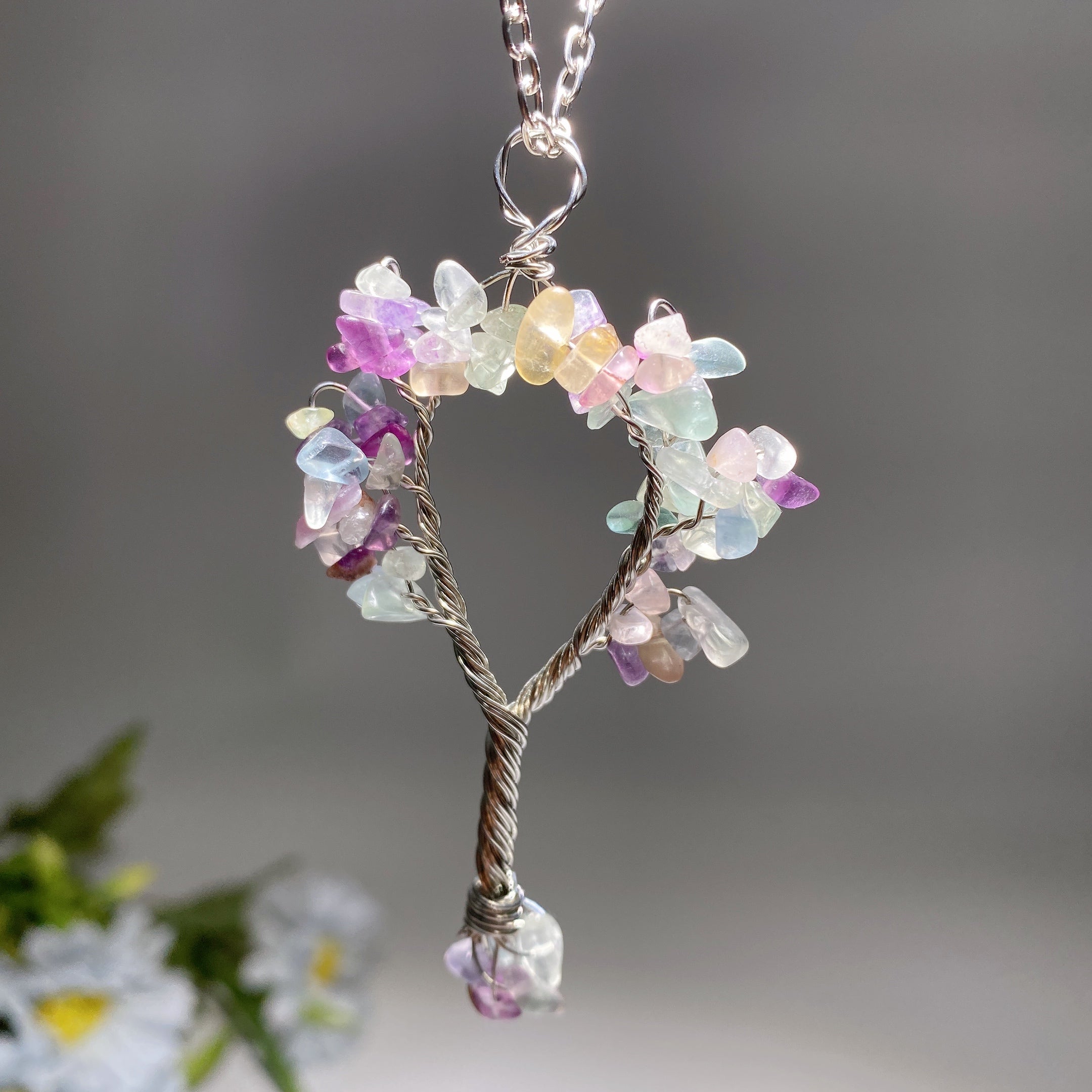 Silver Chain Tree of Life Healing Crystal Necklace 33cm