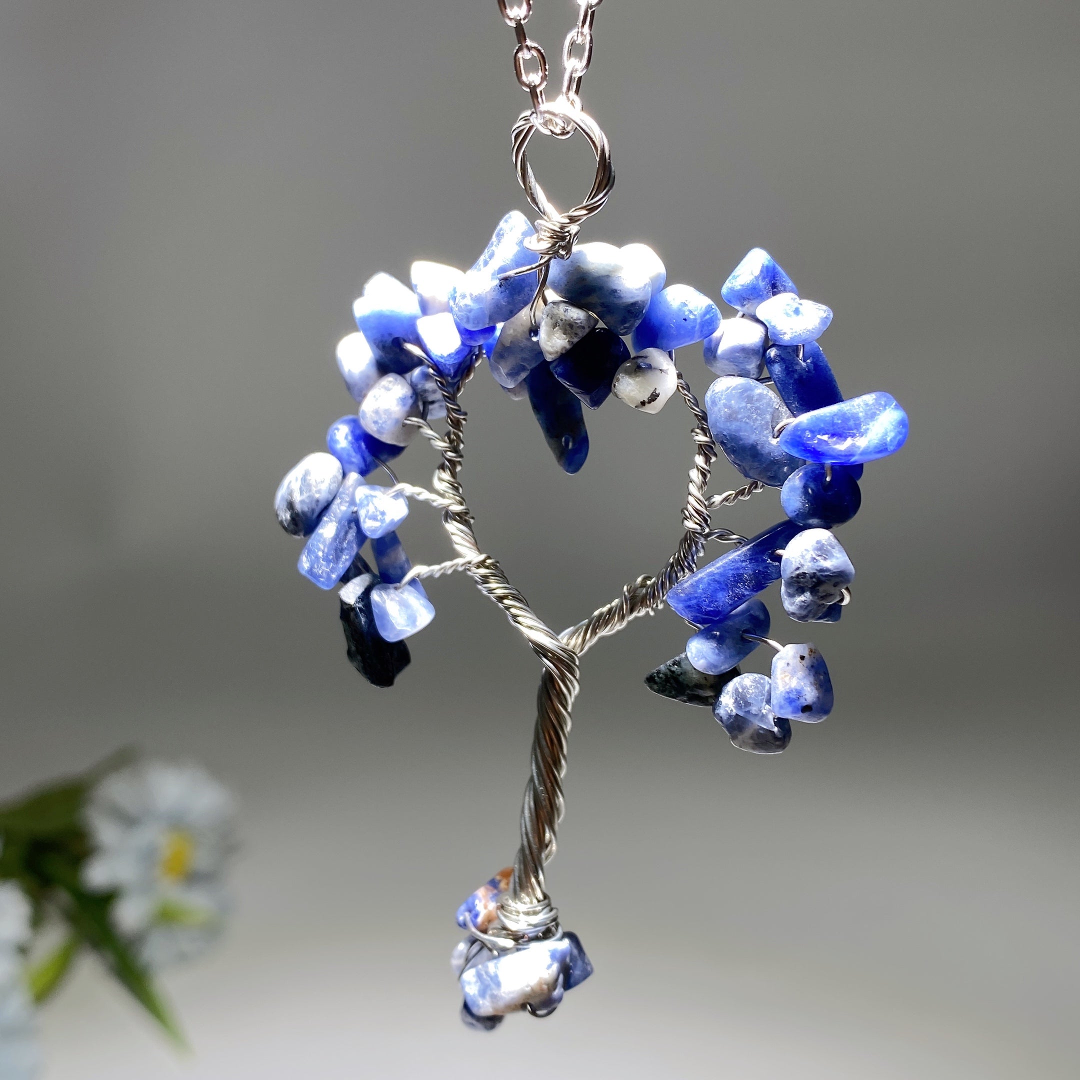 Silver Chain Tree of Life Healing Crystal Necklace 33cm