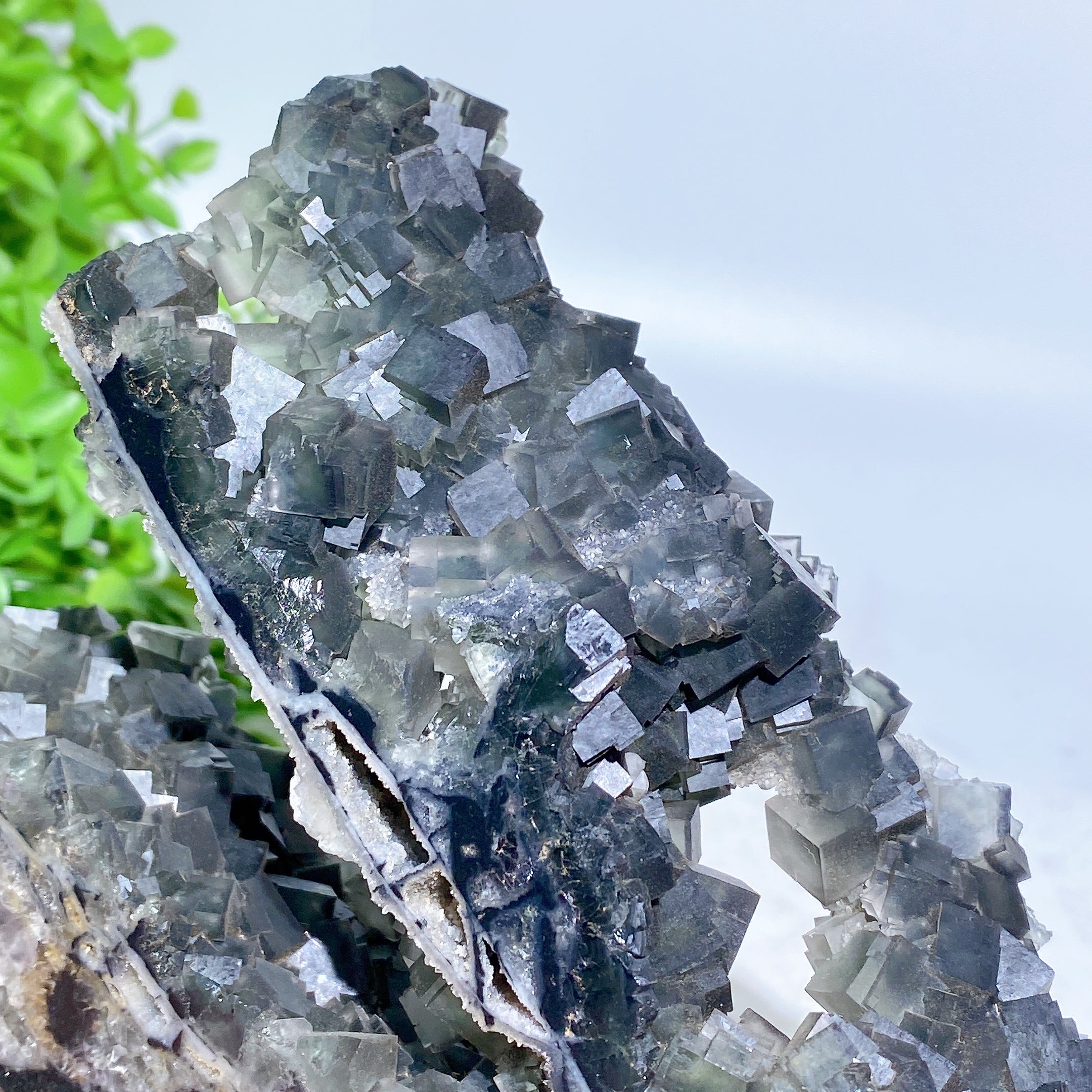 Unique 20cm Sphalerite & Fluorite Crystal Specimen Healing