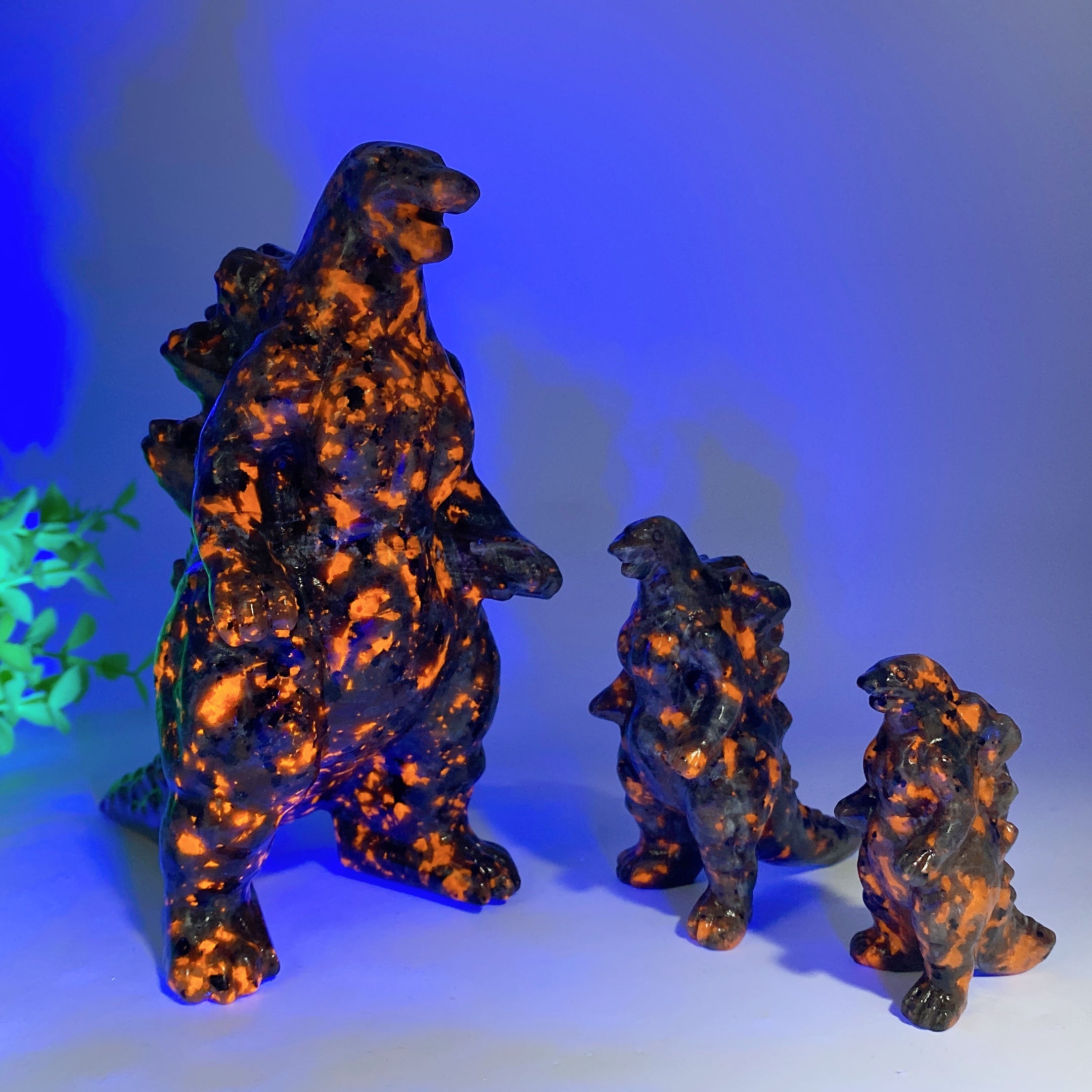 UV Reactive Yooperlite Godzilla Crystal Dragon Figurines 2.4-5.8 inch