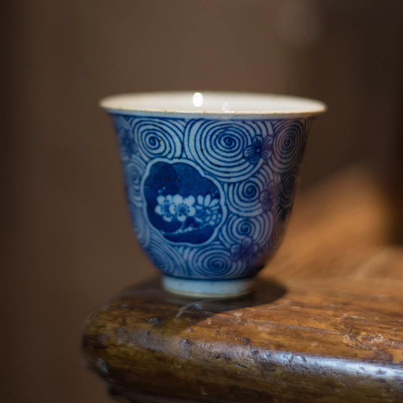 Hand Painted Blue and White Porcelain Lotus Ceramic Tea Cup 100ml