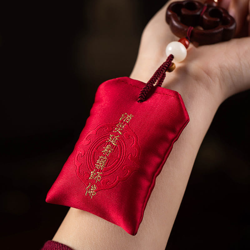Tibetan Red Sandalwood Lotus Sachet Car Hanging Decoration