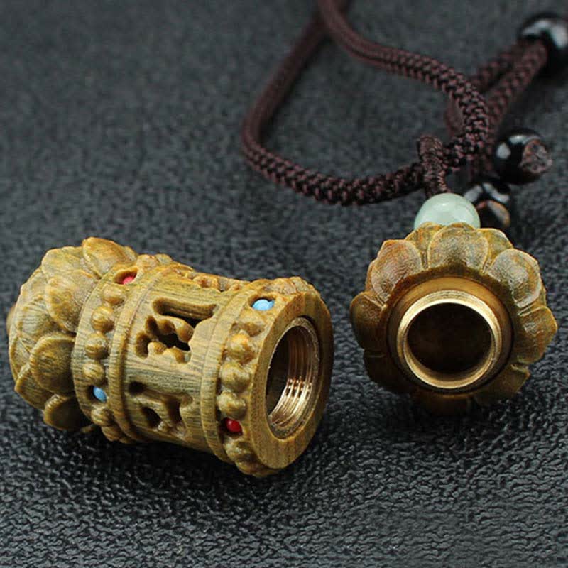 Om Mani Padme Hum Green Sandalwood Necklace for Soothing Peace