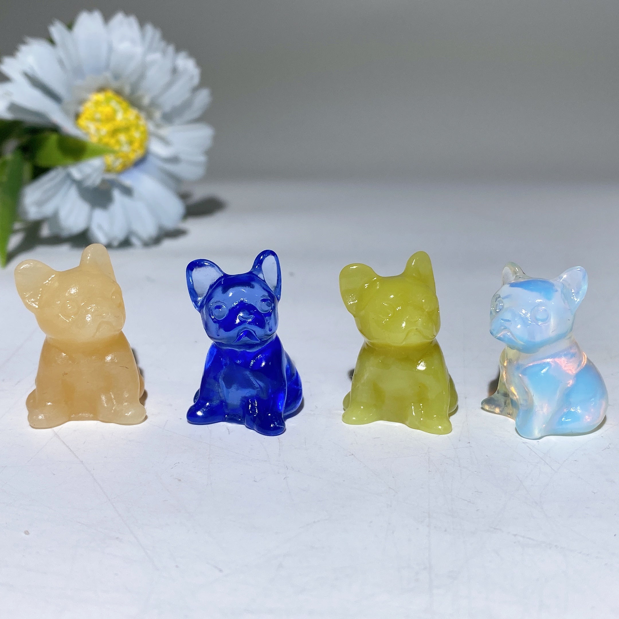1.1 inch Crystal Bulldog Figurine Carvings Spiritual Animal Totem