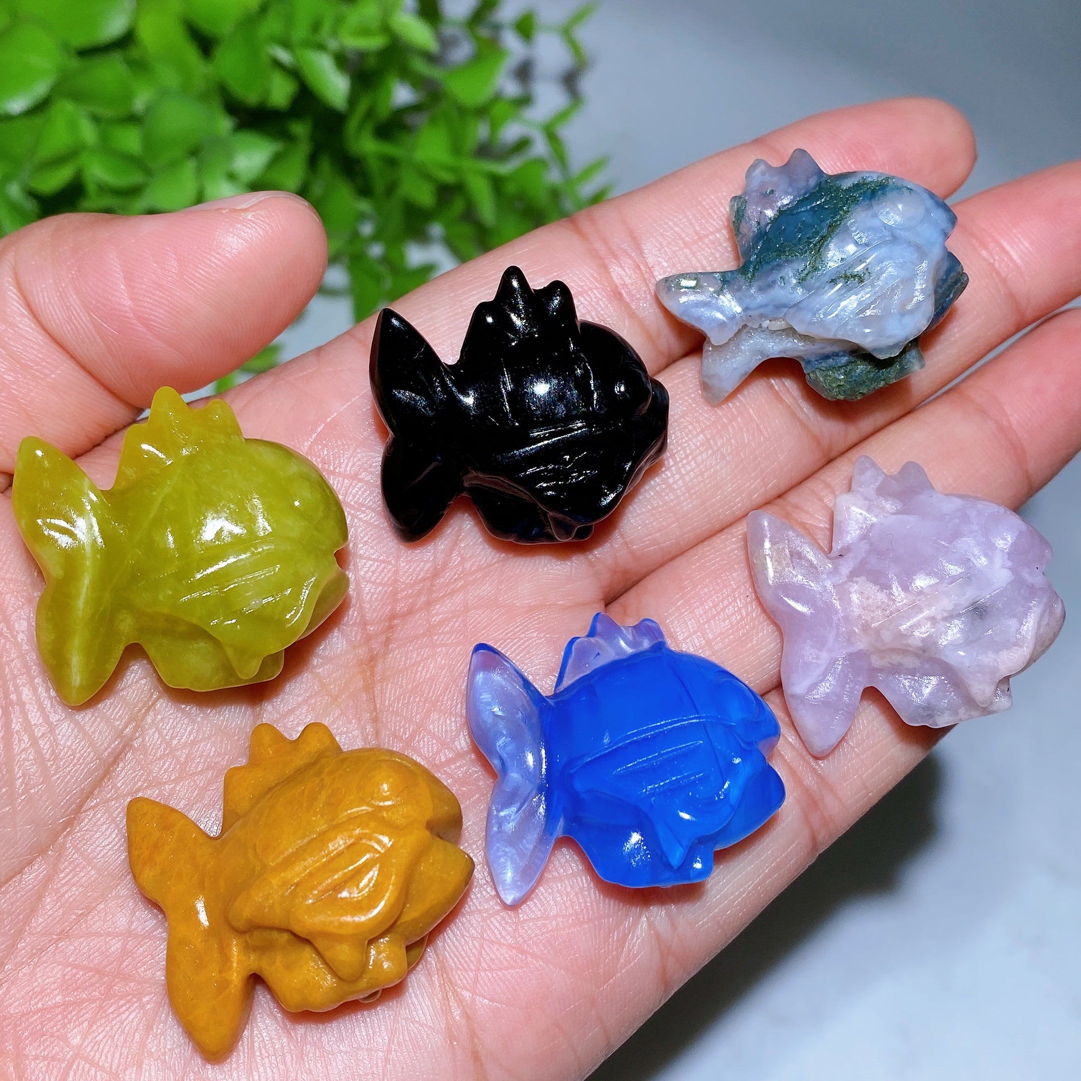 1.1-inch Crystal Fish Carving | Healing Crystal Animal Figurine