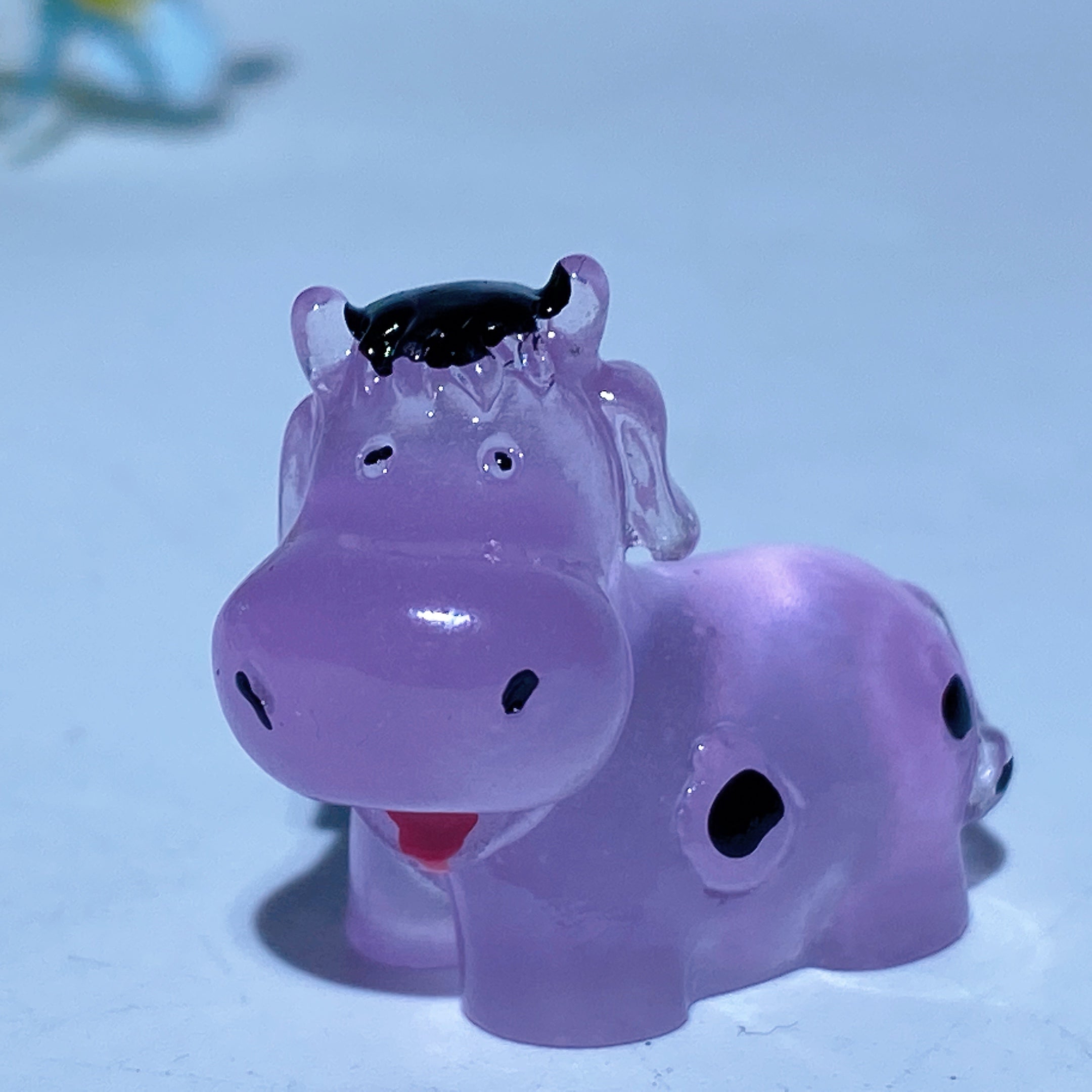 1.1-inch Luminous Crystal Cow Carving for Healing