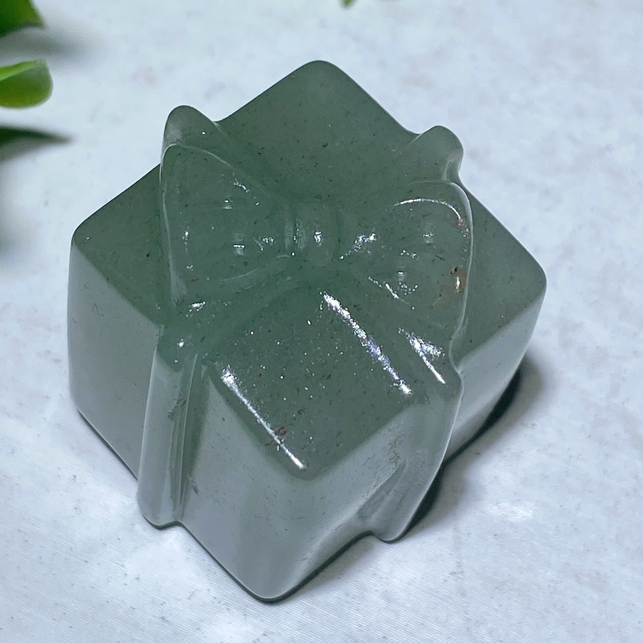 1.1 Inch Mixed Crystal Gift Box Figurines for Healing