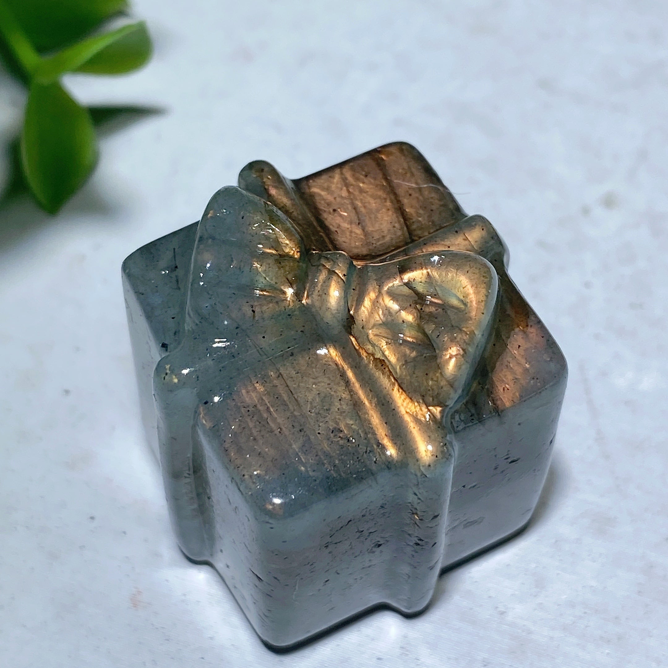 1.1 Inch Mixed Crystal Gift Box Figurines for Healing