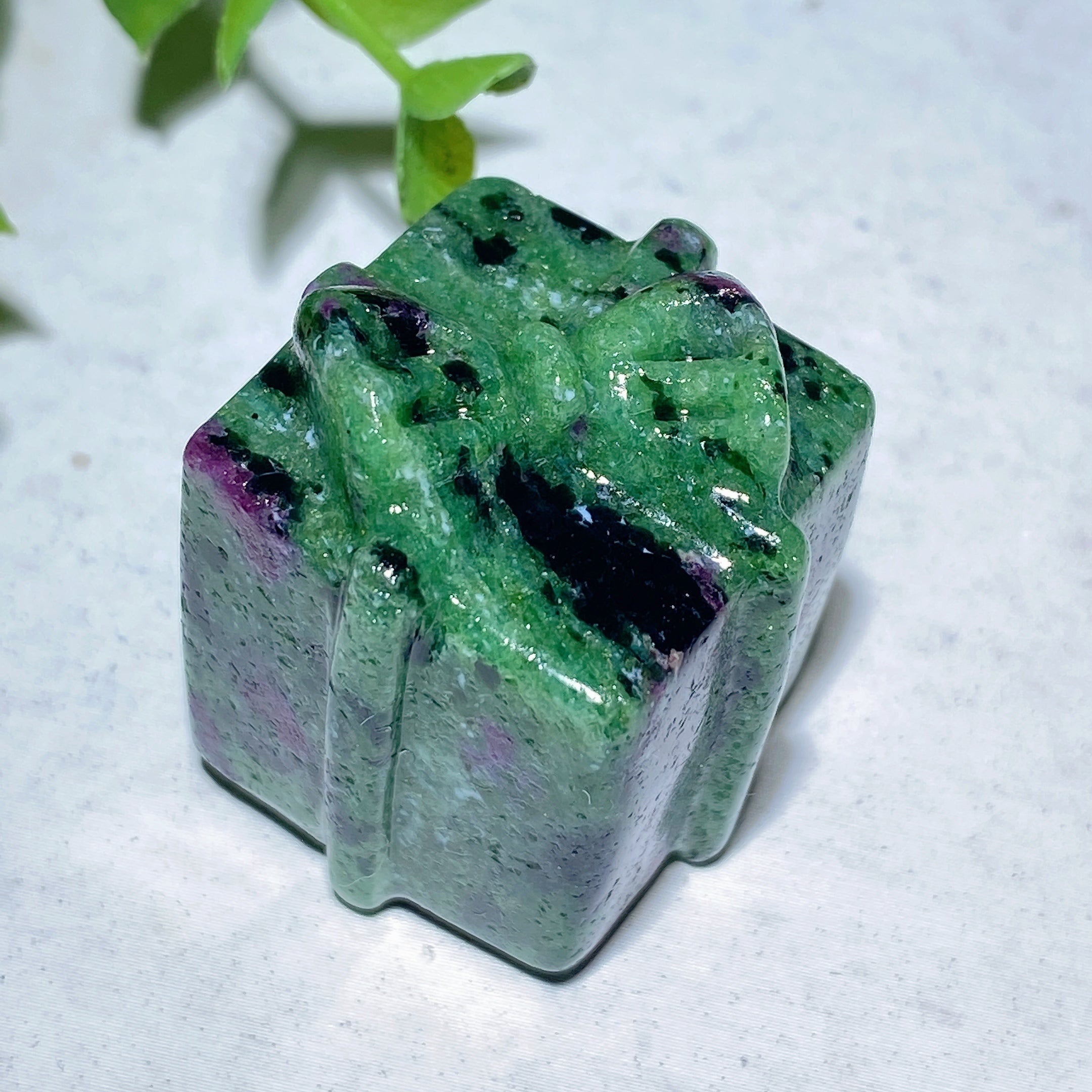 1.1 Inch Mixed Crystal Gift Box Figurines for Healing