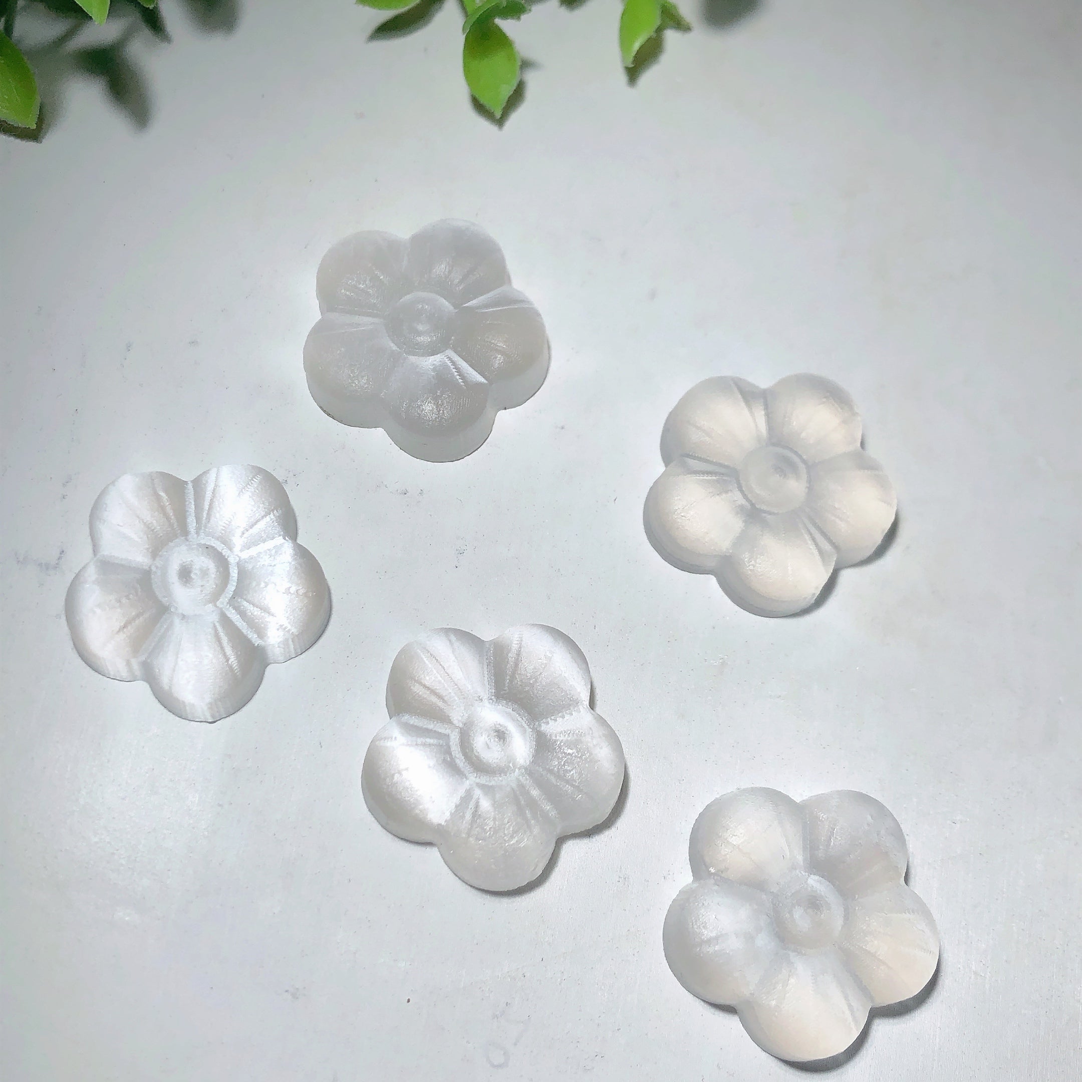 1.1 inch Selenite Flower Crystal Carving Figurine for Healing