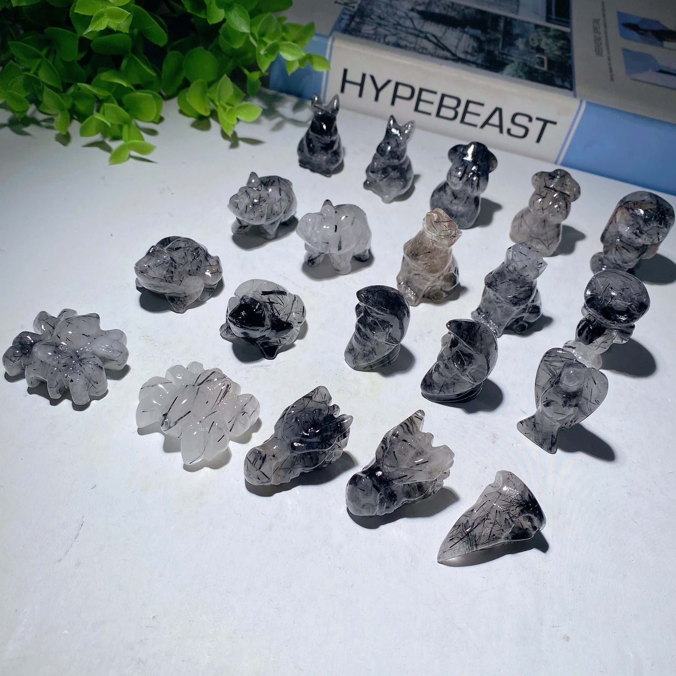 1.2-1.7 inch Black Tourmaline Crystal Animal Carvings for Healing