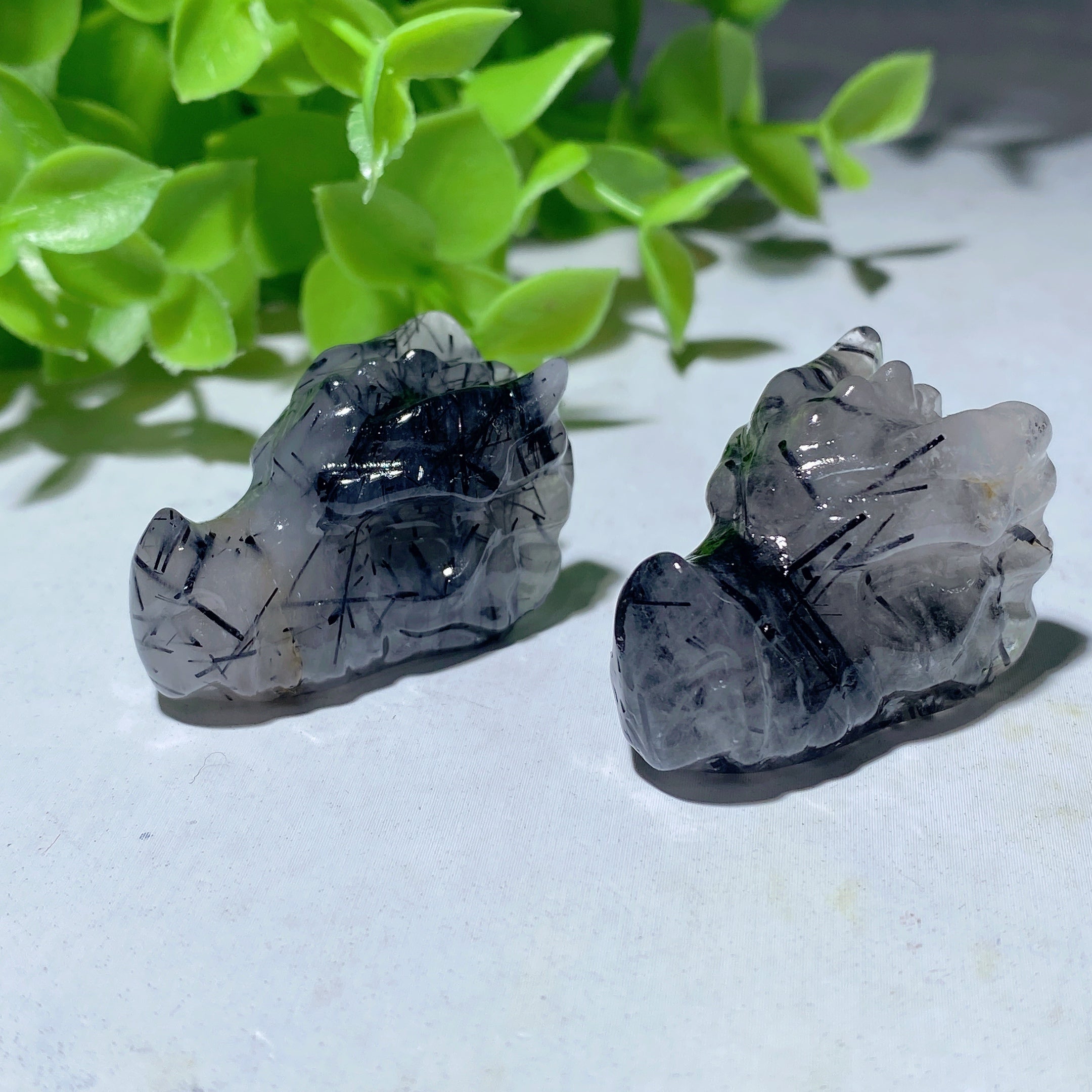 1.2-1.7 inch Black Tourmaline Crystal Animal Carvings for Healing