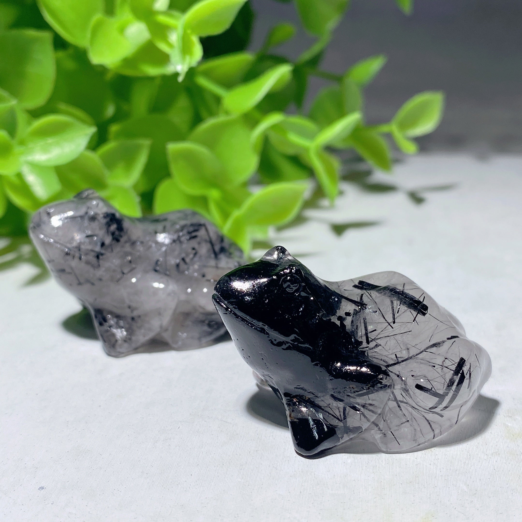 1.2-1.7 inch Black Tourmaline Crystal Animal Carvings for Healing