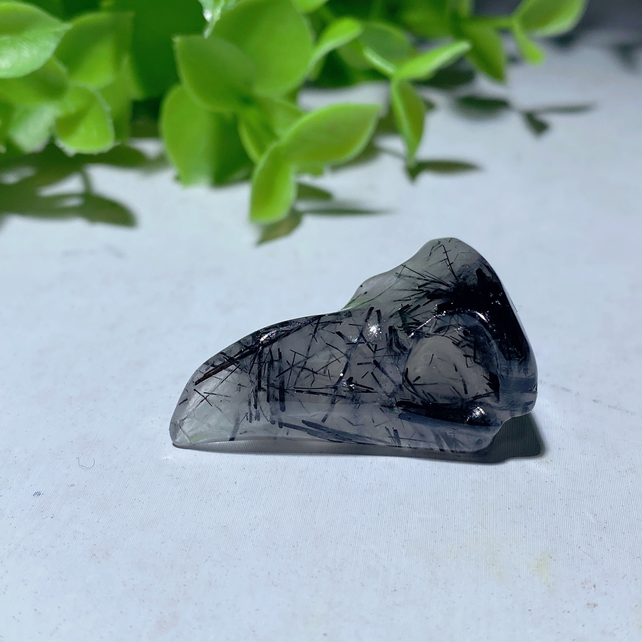 1.2-1.7 inch Black Tourmaline Crystal Animal Carvings for Healing